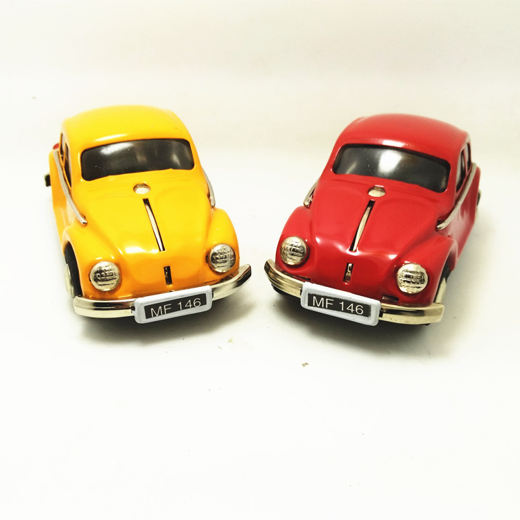 [Funny]  Adult Collection Retro Wind up toy Metal Tin The Beetle car Mechanical toy Clockwork toy figures model kids gift